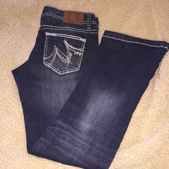 Maurices - Picture 4 of 5